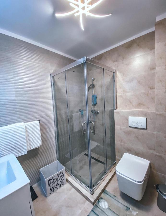 Mamaia Luxury Studio Apartment T Екстериор снимка