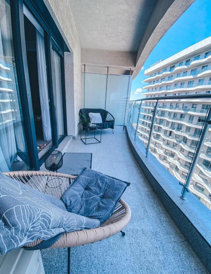 Mamaia Luxury Studio Apartment T Екстериор снимка