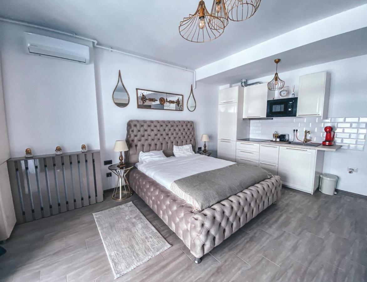 Mamaia Luxury Studio Apartment T Екстериор снимка