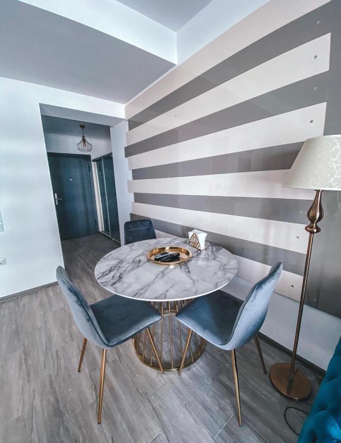 Mamaia Luxury Studio Apartment T Екстериор снимка