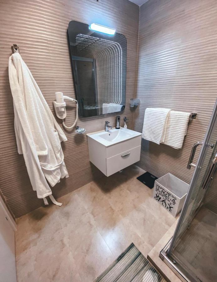 Mamaia Luxury Studio Apartment T Екстериор снимка